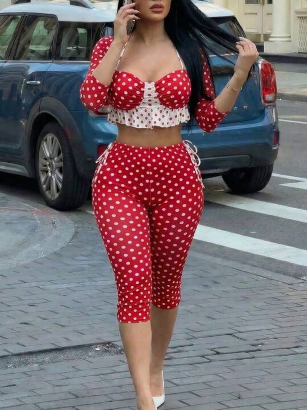 Women's Red Polka Dot Cropped Pants - Fashion Capri Leggings Set